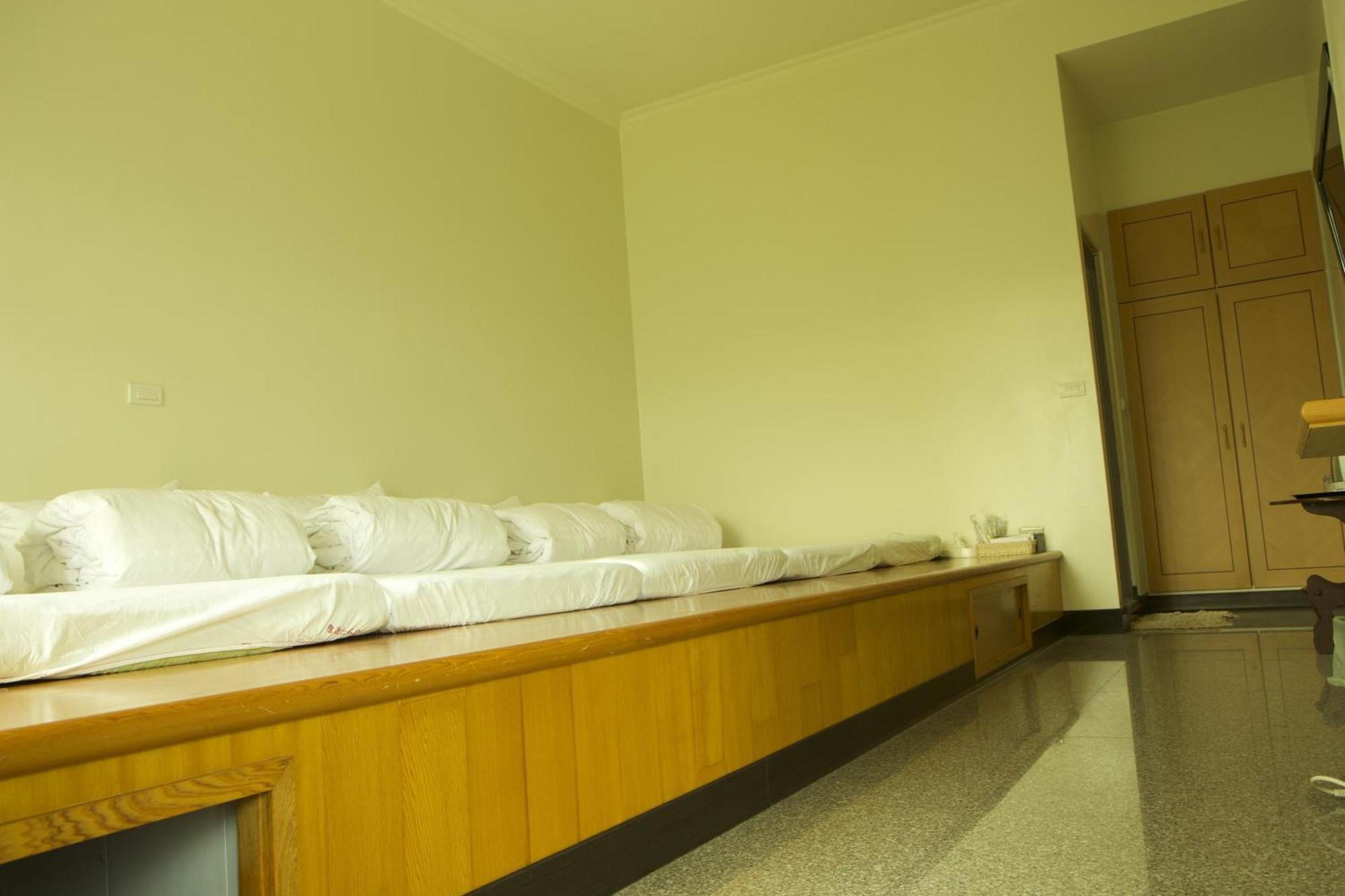 De Ren Tea Gardens Apartman Mejsan Szoba fotó